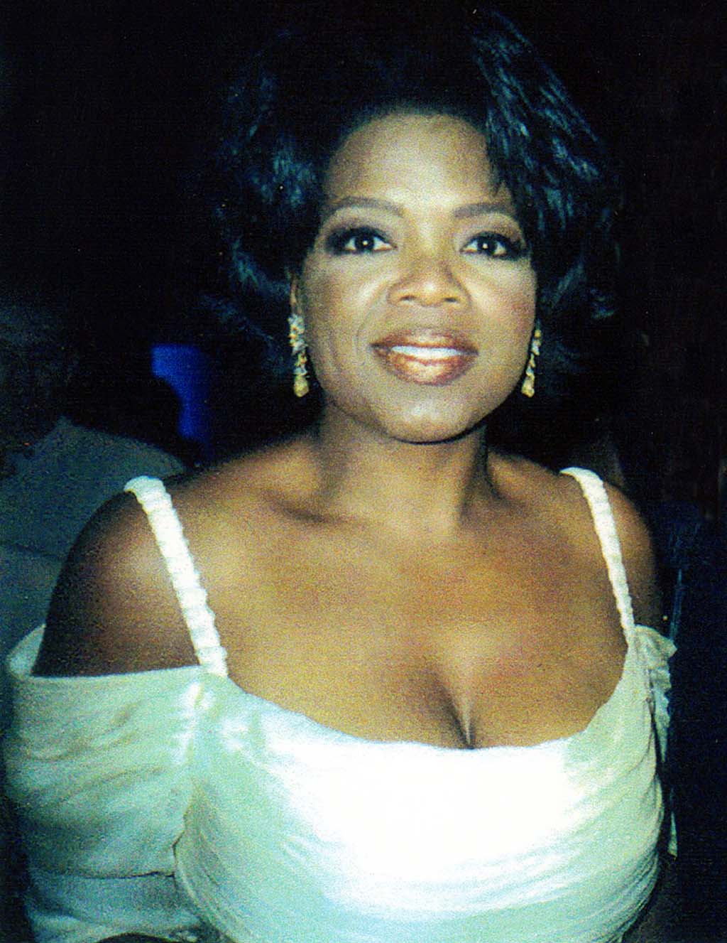 Oprah_Winfrey_Governors_Ball_2002_Emmy_Awards|Oprah_Winfrey |