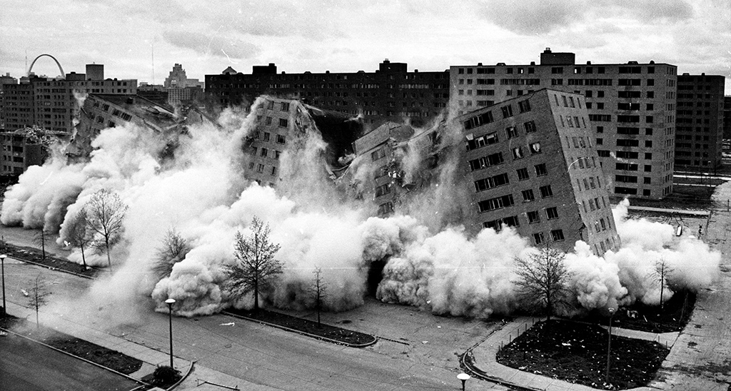 Pruitt-Igoe_building_demolition_April_1972|Demolition_of_Pruitt-Igoe_Housing_Project__2 |