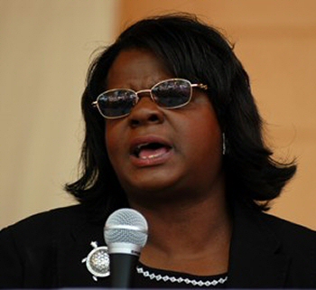 Congresswoman Gwen Moore Speaks in Milwaukee Congresswoman Gwen Moore Speaks in Milwaukee