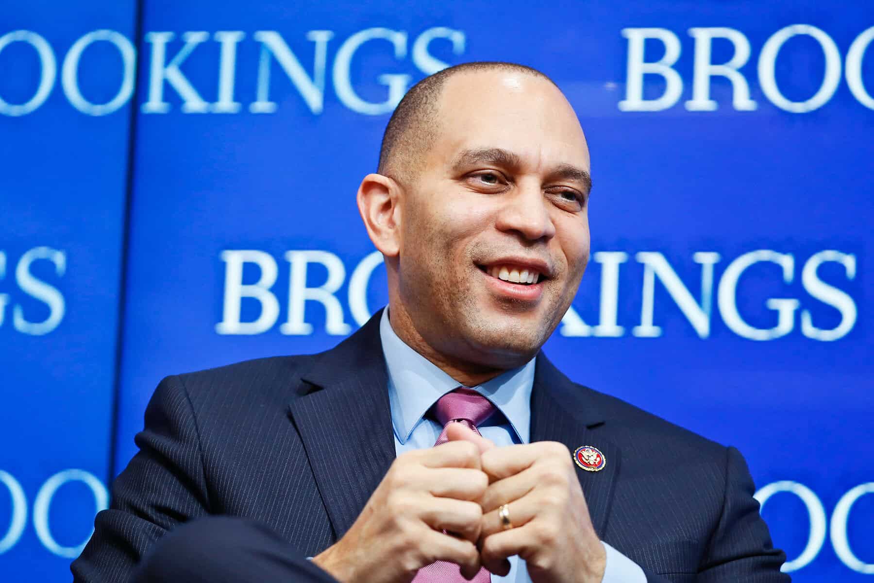 04062023_70887_01 Hakeem Jeffries Speaks Before the US House of Representatives