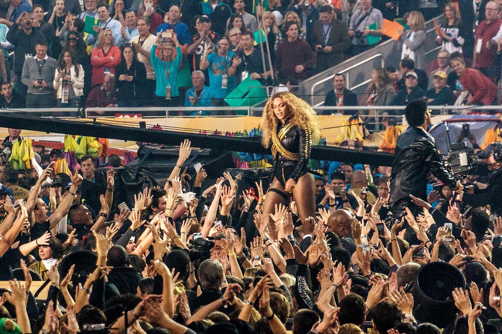 Beyoncé performs at the Super Bowl 50 halftime show, as a special guest for Coldplay, who headlined. Beyoncé performs at the Super Bowl 50 halftime show, as a special guest for Coldplay, who headlined.