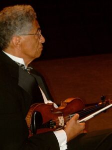 Henry McGee on the Violin (Henry McGee)