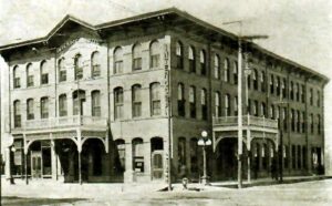 Inter-Ocean Hotel, Cheyenne, Wyoming, 1916 (public domain)