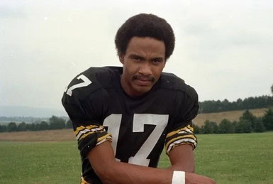 Joe Gilliam pictured as a member of the Pittsburgh Steelers, 1973