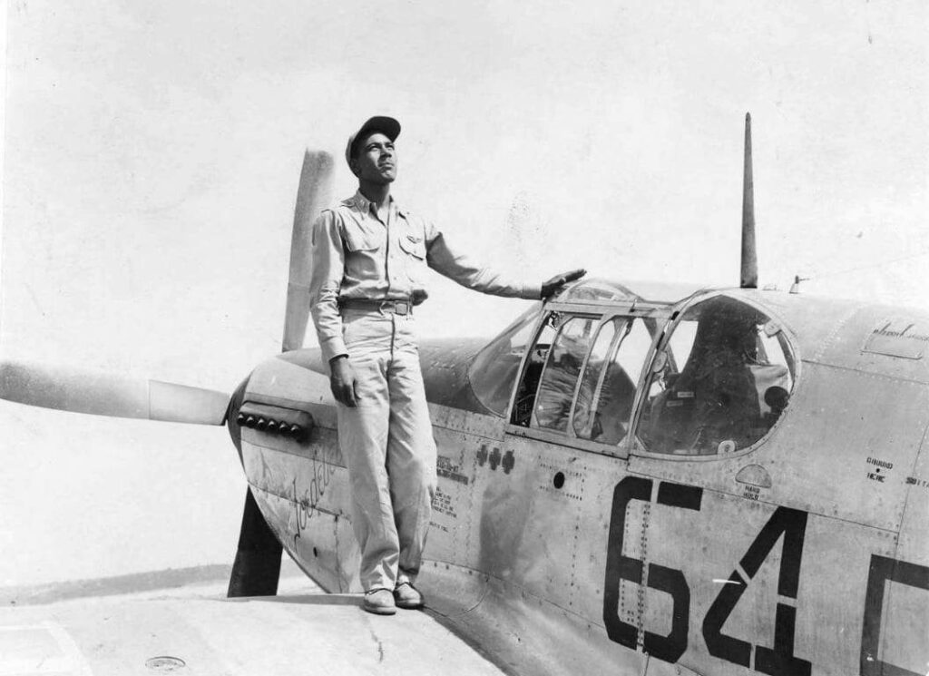 Joseph D. Elsberry with his plane Jodabelle