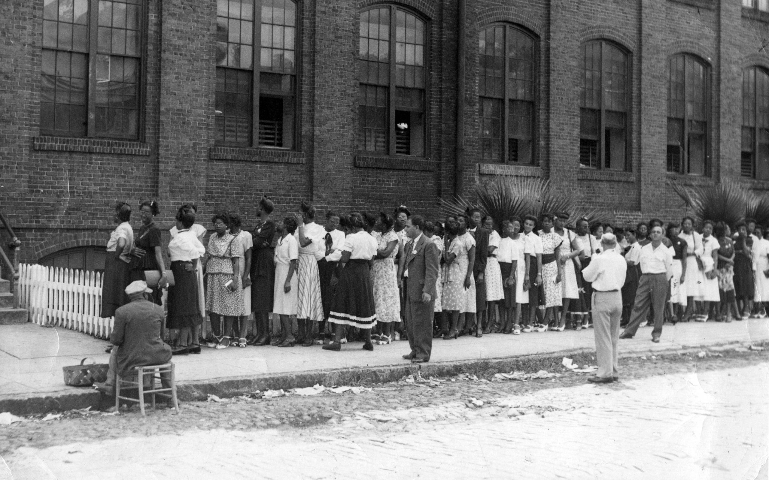 Tobacco Workers Lining UP to Start Work at Charleston, S.C. Cigar Factory, ca. 1954 (Courtesy of Special Collections, Georgia State Univ. Library)